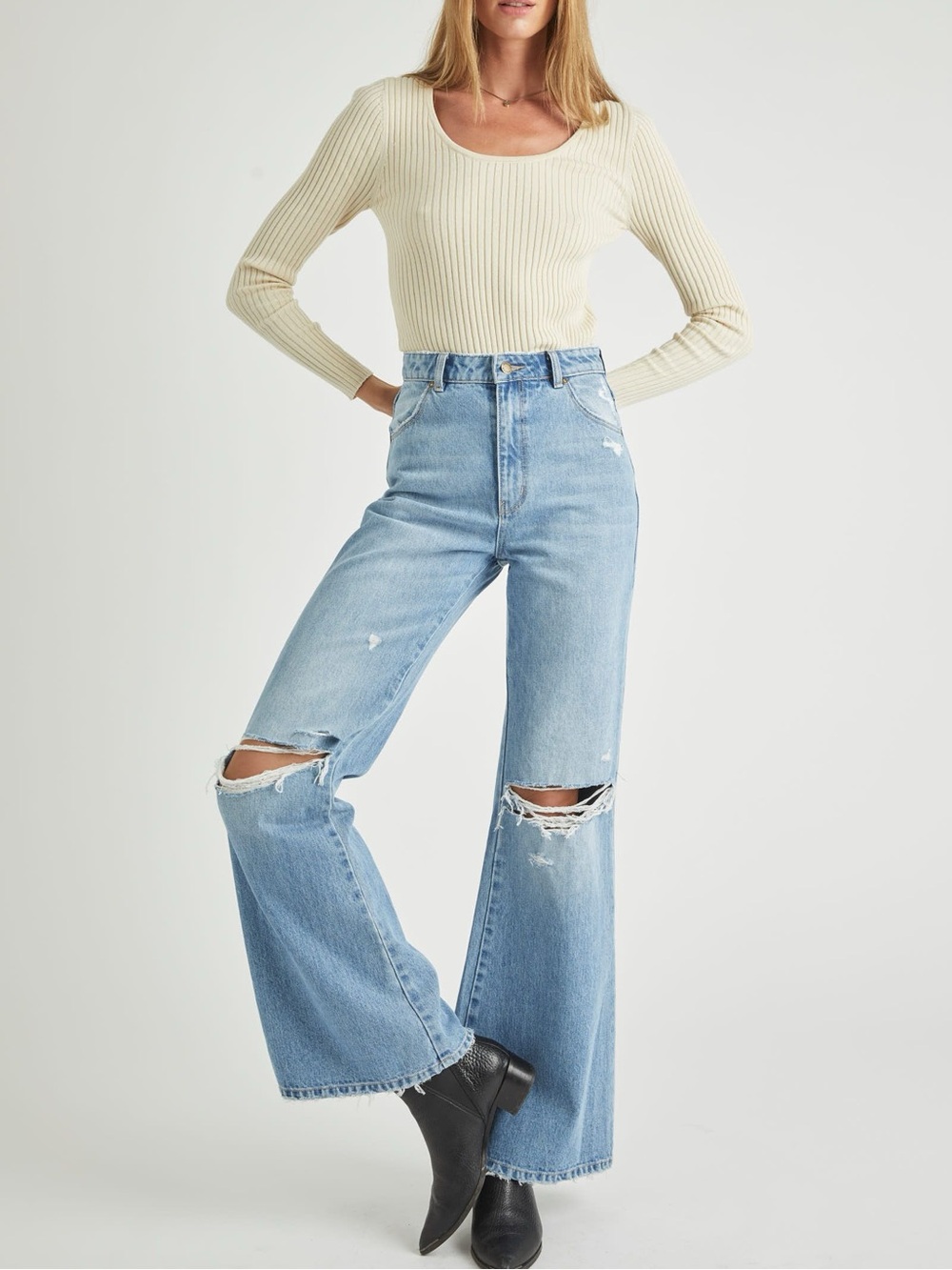 ROLLAS East Coast Flare Women's Light Blue Distressed Jeans High Rise Size 29 - Picture 2 of 7